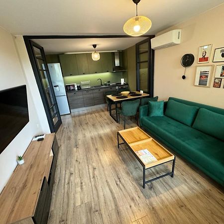 Lovely 1 Bedroom Apartment In The Heart Of Varna Exteriér fotografie