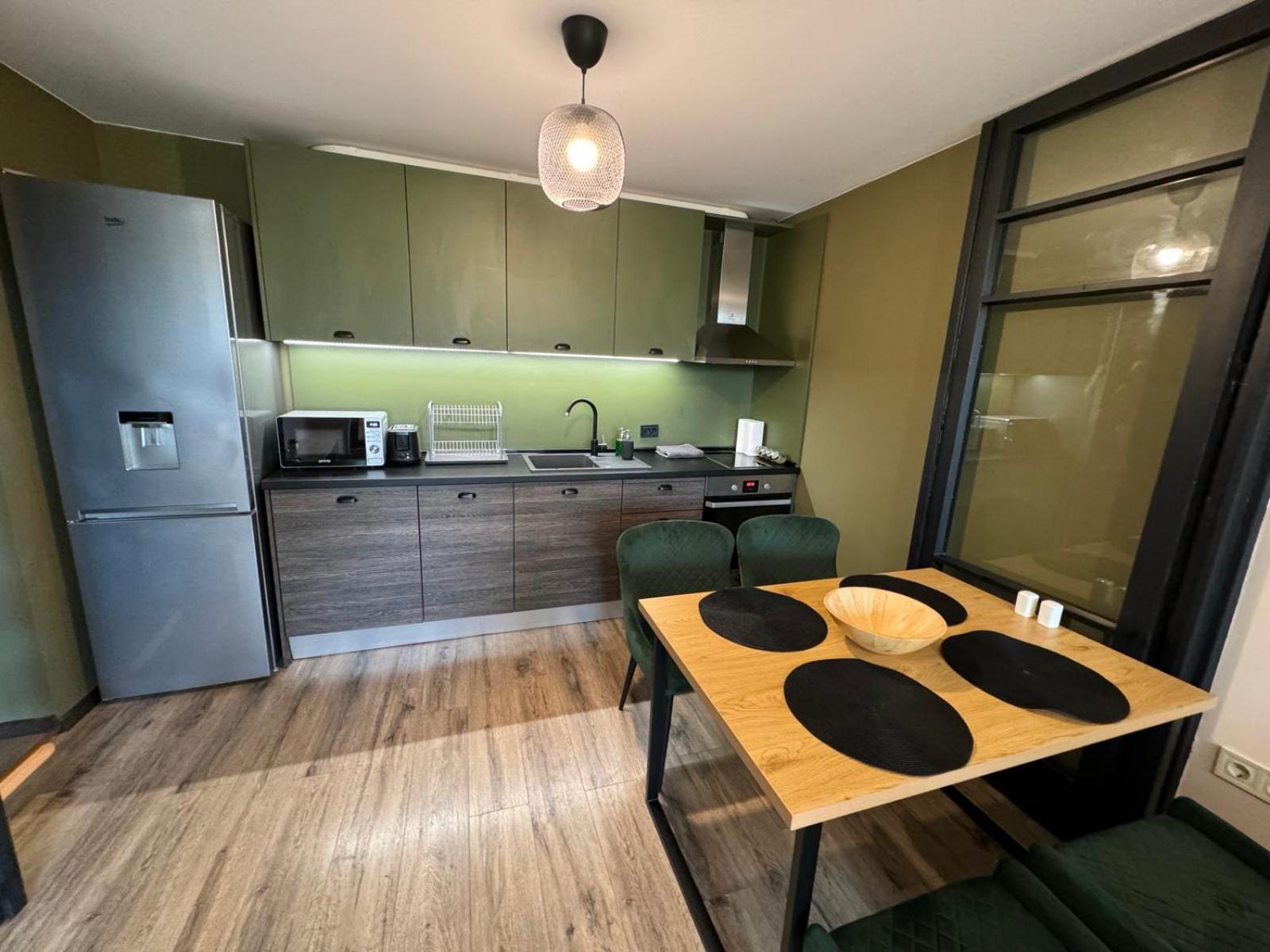 Lovely 1 Bedroom Apartment In The Heart Of Varna Exteriér fotografie